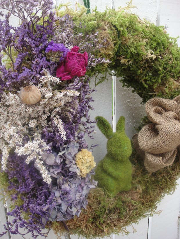 16 Cute Handmade Easter Wreath Ideas (16)