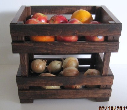 16 Handy DIY Projects From Old Wooden Crates (15)