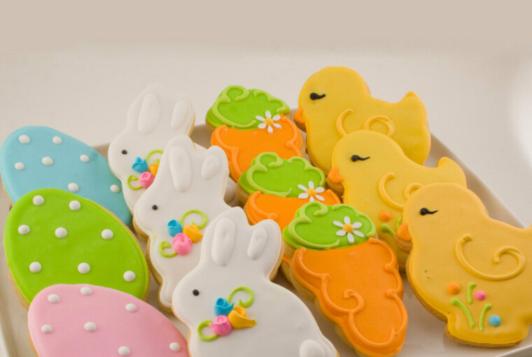 16 Tasty and Good-Looking Easter Treats - treats, sweets, sugar, spring, skewer, pops, holiday, gift, food, egg, Easter, Cookies, Colorful, collection, candy, cake, bunny