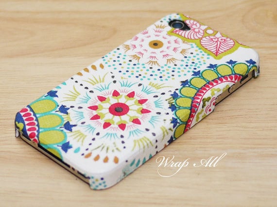 17 Creative and Natural Looking iPhone Cases for Spring (14)