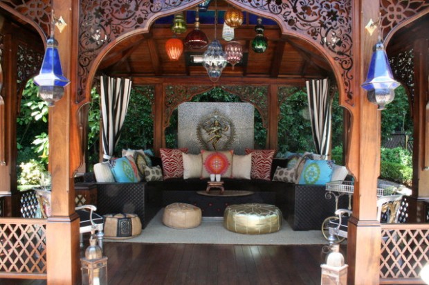 moroccan outdoor living room