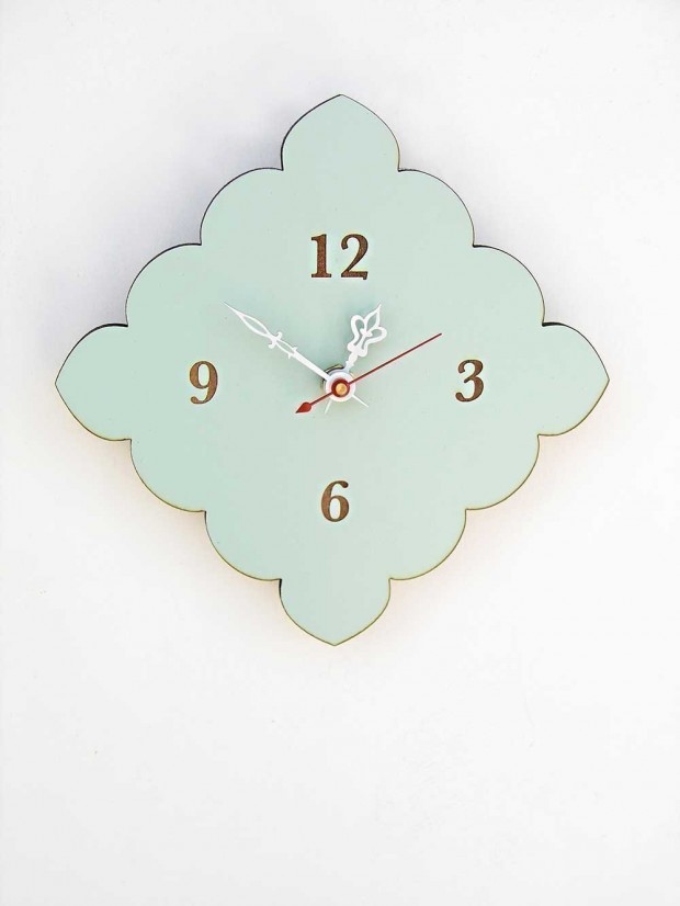 18 Creative and Handmade Wall Clock Designs (2)