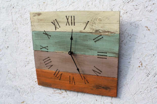 18 Creative and Handmade Wall Clock Designs (8)