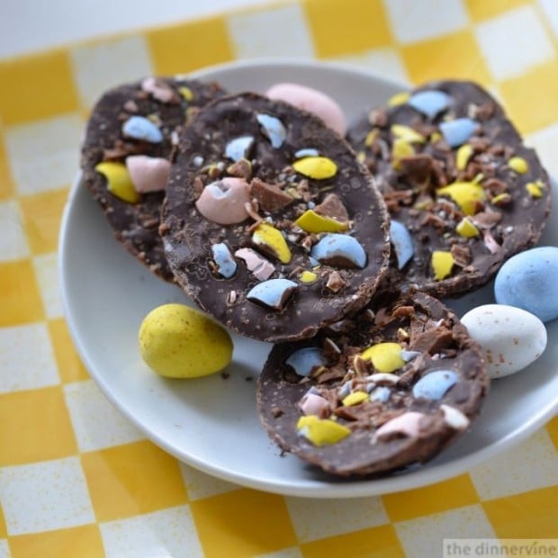 18 Delicious Easter Dessert Recipes (1)