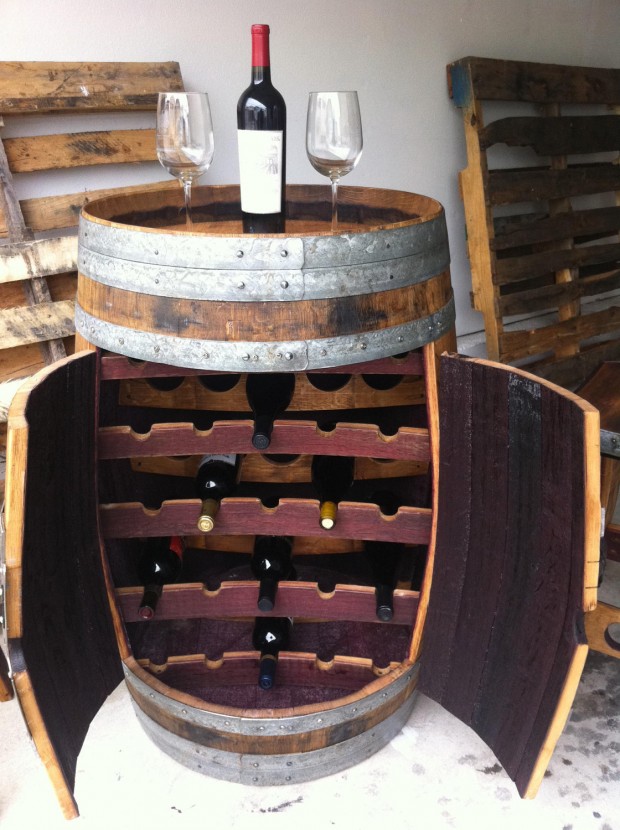 18 Elegant and Creative Handmade Wine Holders (14)