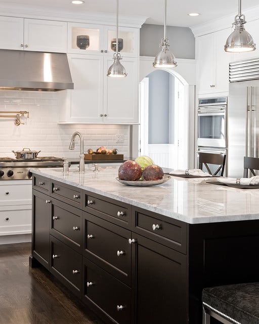 18 Gorgeous White Kitchen Design Ideas in Traditional Style