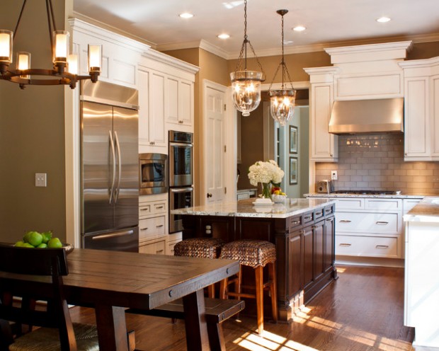 18 Gorgeous White Kitchen Design Ideas in Traditional Style (8)