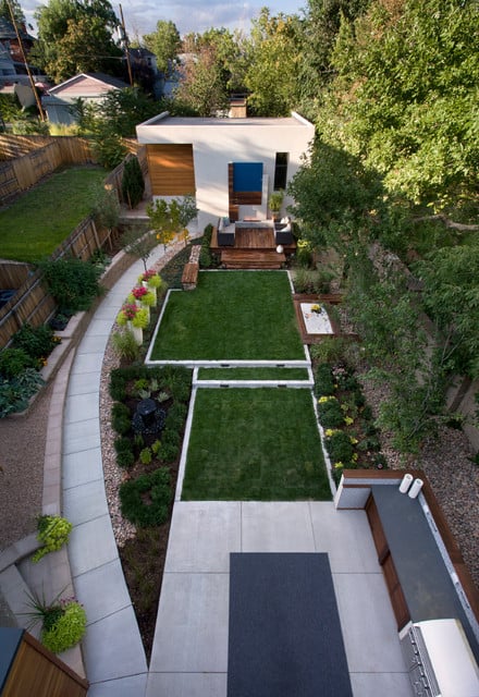 18 Great Design Ideas for Small City Backyards (14)