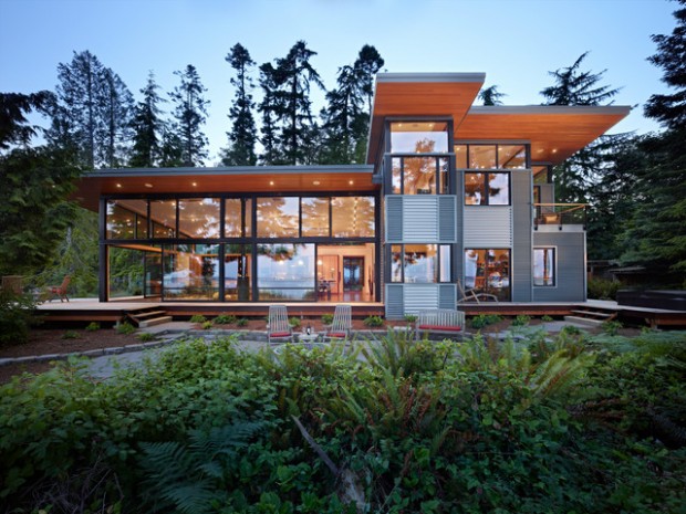 18 Modern Glass House Exterior  Designs