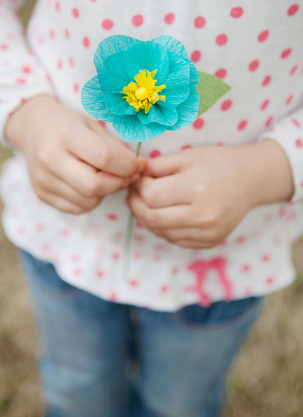 19 Cute DIY Paper Flower Ideas to Celebrate Spring (19)