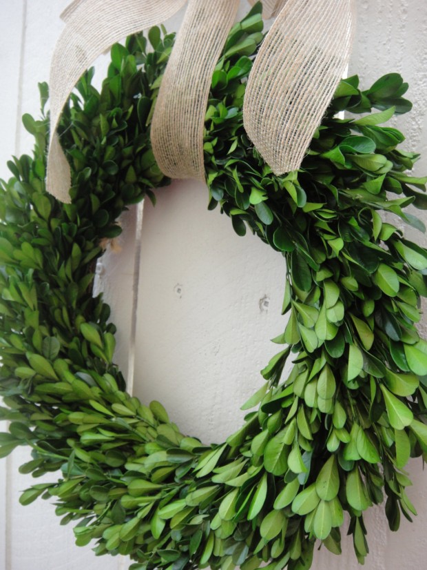 19 Fresh-Looking Handmade Spring Wreath Ideas (8)