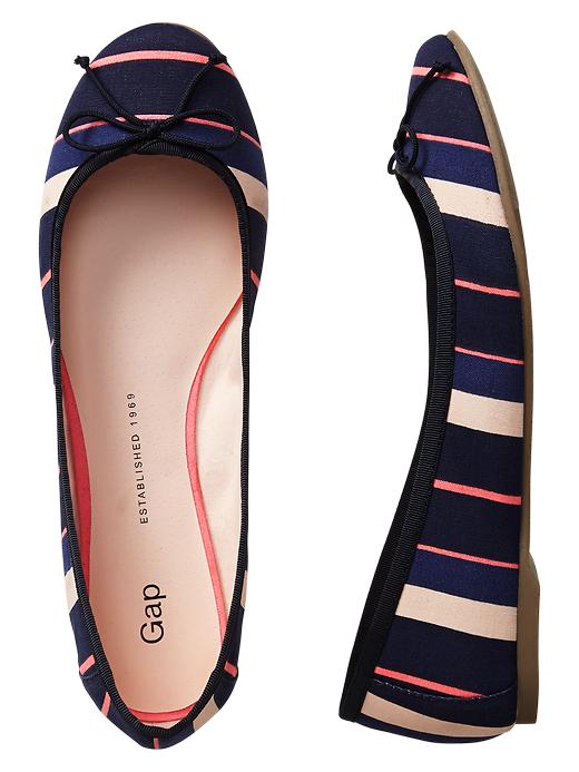 by: Gap@Gap (US) 2