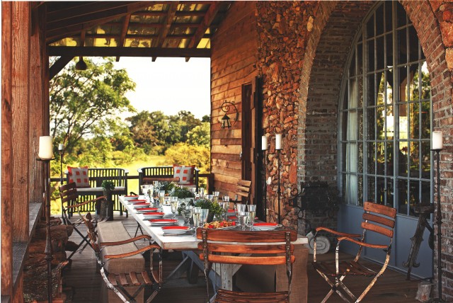 16 Amazing Rustic Patio Ideas