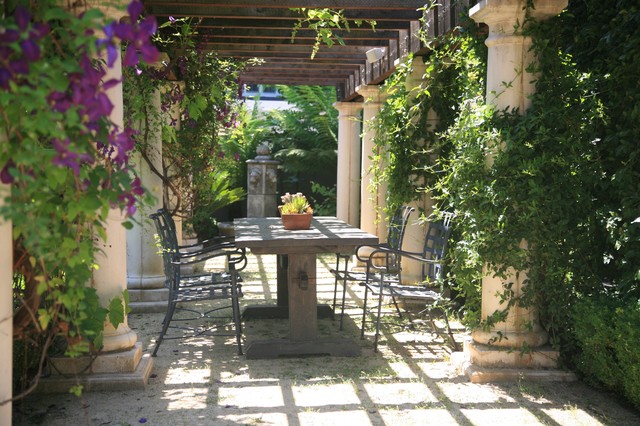16 Amazing Rustic Patio Ideas