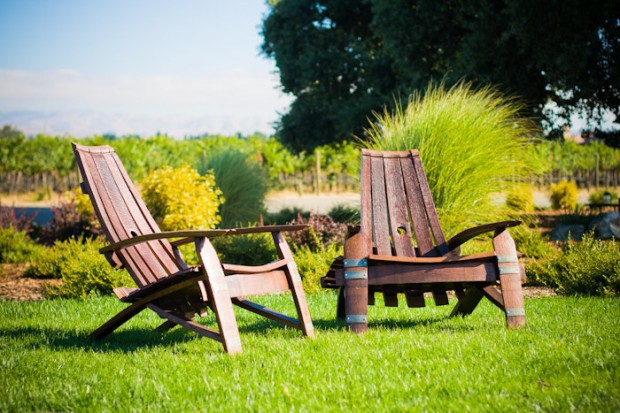 Buy it here: www.etsy.com 15 Amazing Reclaimed Wood DIY Garden Ideas (1)