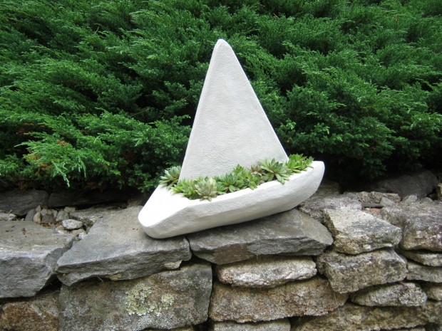 15 Astounding Handmade Modern Planter Designs (14)