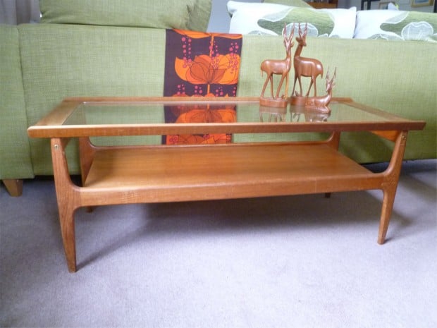 15 Everlasting Mid-Century Vintage Table Designs (5)