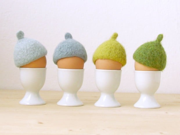 16 Adorable Handmade Easter Egg Cozies (1)