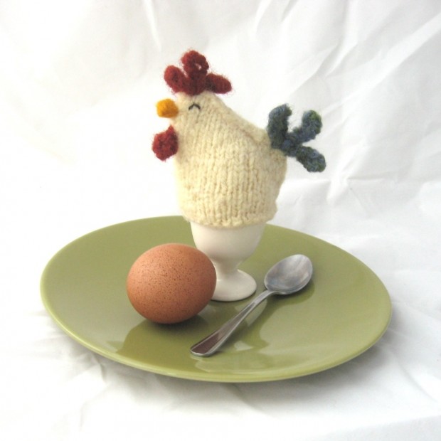 16 Adorable Handmade Easter Egg Cozies (3)
