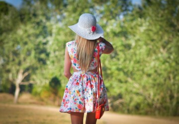 23  Examples of Trendy Floral Dresses for This Season - women dresses, spring outfit, Floral Print, floral dresses, elegant dresses, casual outfit