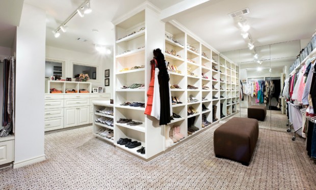 17 Sophisticate and Elegant Woman’s Closet Design Ideas (16)