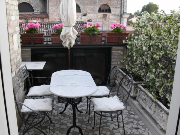17 Wonderful Balcony Garden Ideas for Perfect Relaxation (15)