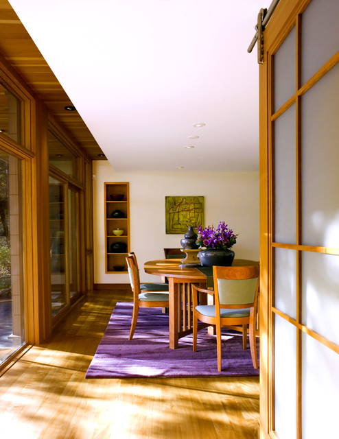 18 Amazing Interior Decor Ideas with Purple Details (15)