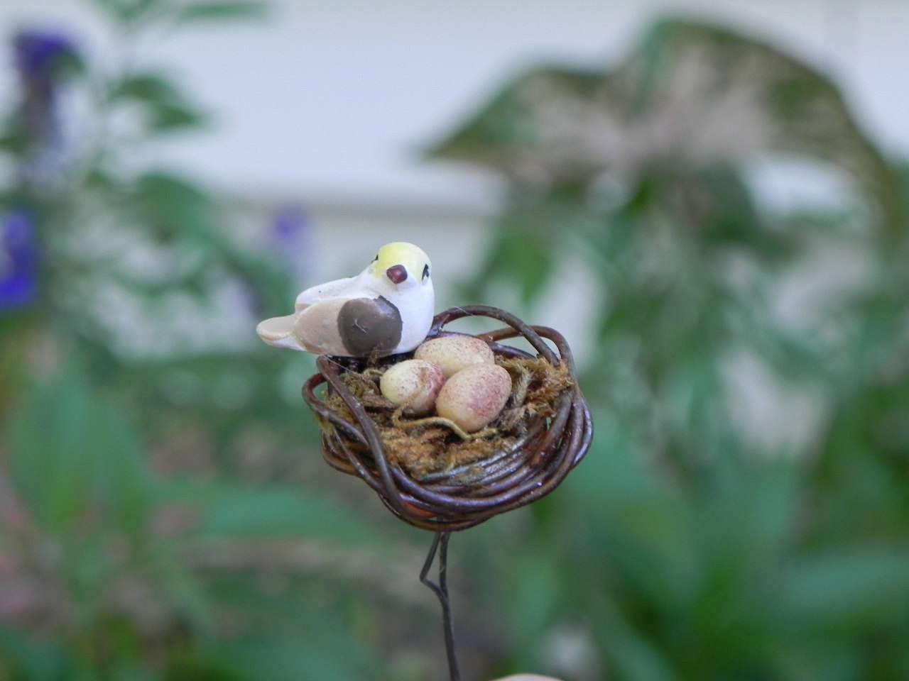 5PCS Random Miniature Dollhouse Bird/Hen/Duck Egg Bonsai Fairy Garden Decor 1/12 