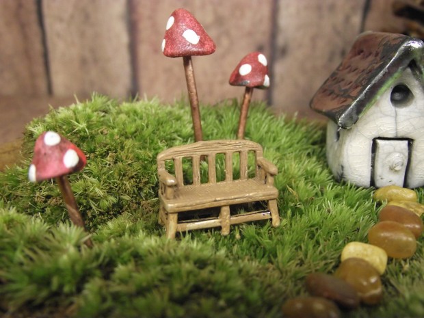 18 Charming Miniature Fairy Garden Decorations (16)