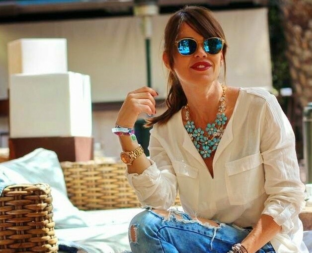 18 Stylish Outfits with Statement Necklaces for Spring and Summer Days - summer outfits, Statement Necklaces outfits, Statement Necklaces, spring outfit ideas