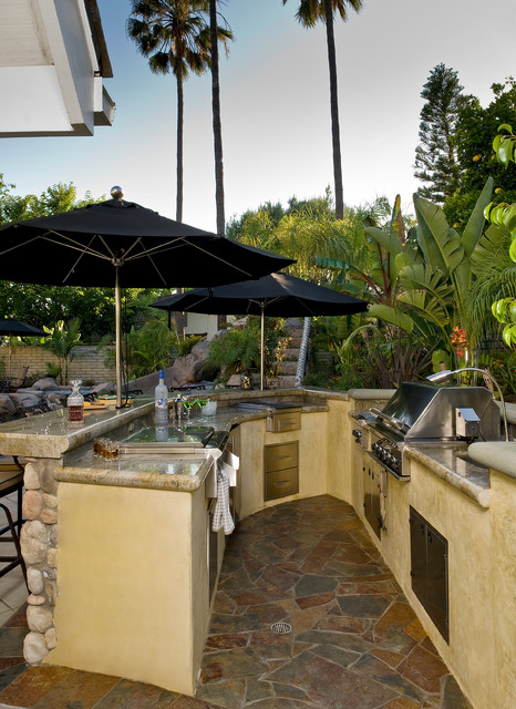 19 Amazing Outdoor Kitchen Design Ideas     (17)