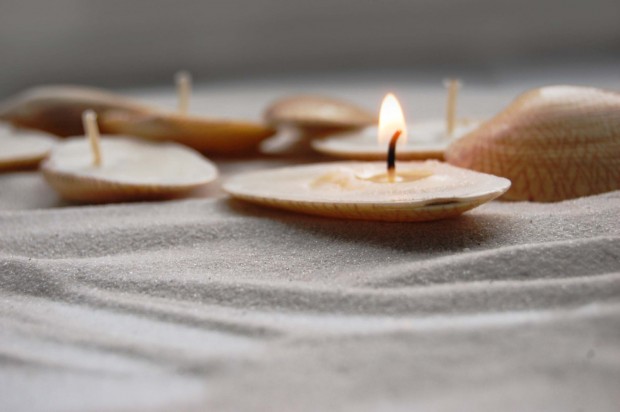 20 Amazingly Easy DIY Candle Decoration Ideas (17)