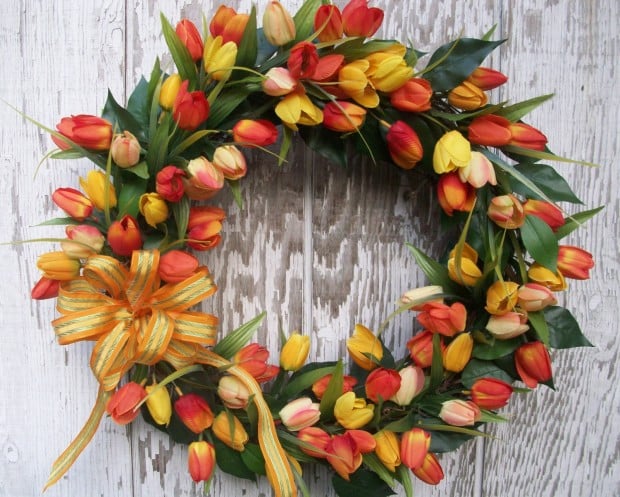 22 Enlivening Handmade Spring Wreath Designs (20)