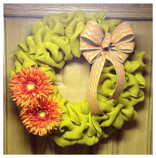 22 Enlivening Handmade Spring Wreath Designs (21)