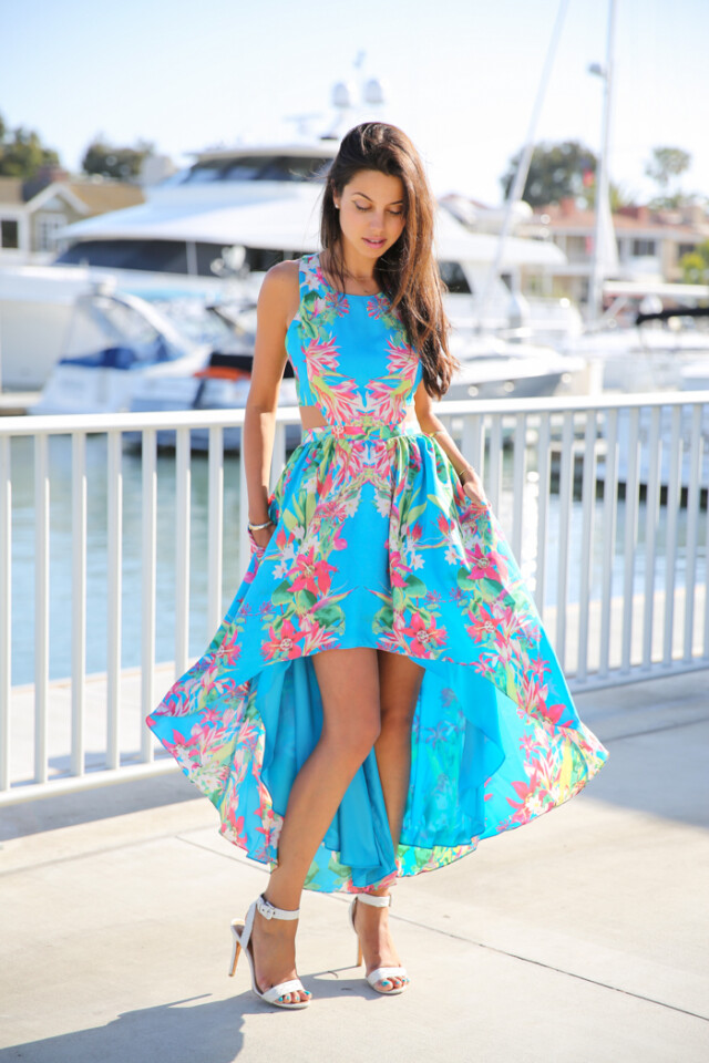 23 Examples of Trendy Floral Dresses for This Season