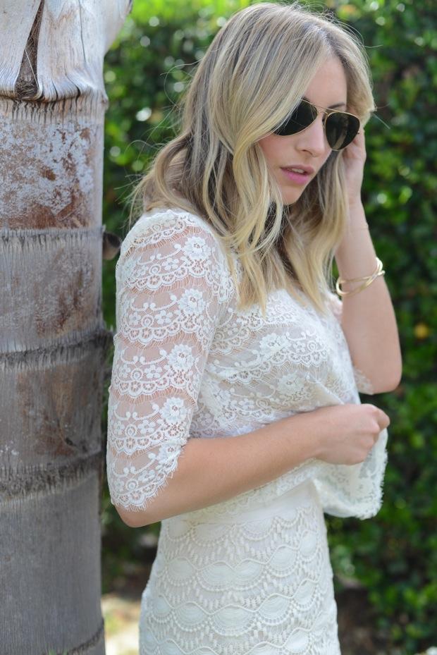 Lace for Romantic Chic Look 19 Amazing Outfit Ideas (11)