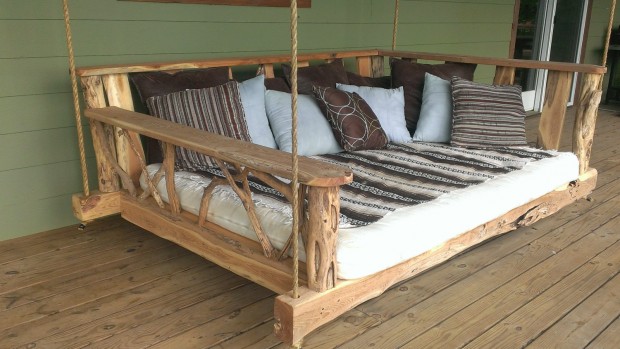 15 Custom Handcrafted Porch Swing Designs (4)