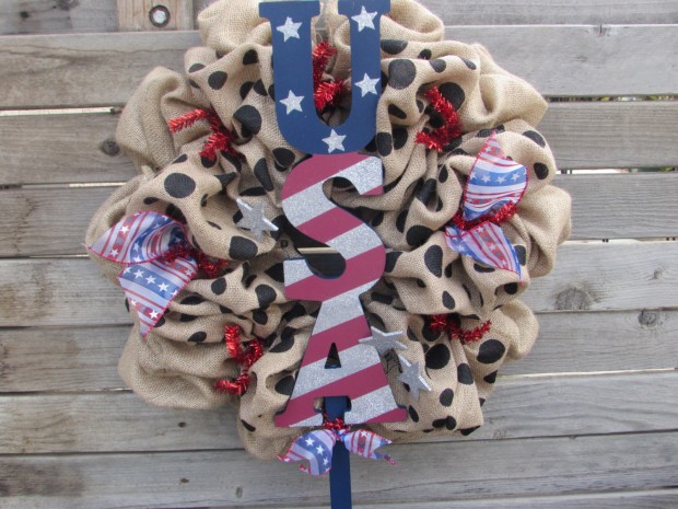 Buy it here: www.etsy.com 15 Festive Handmade 4th of July Wreath Designs (1)