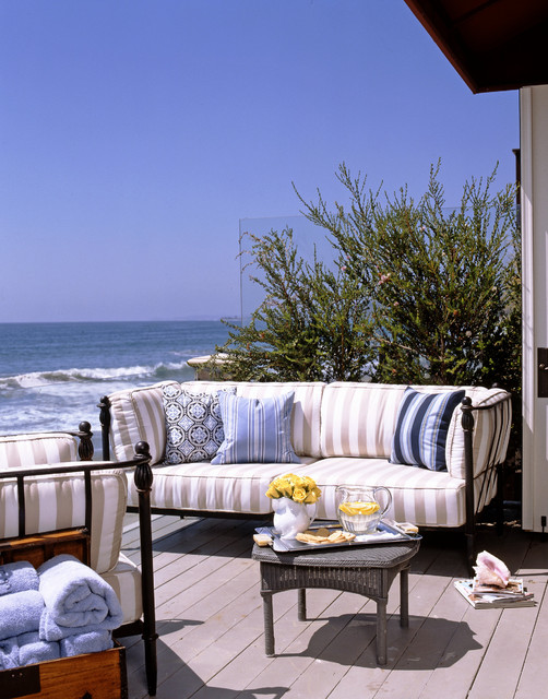 Patio design ideas with sea view  (13)