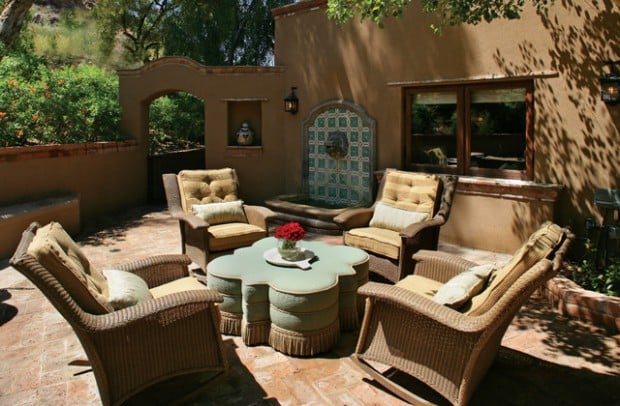 Wicker Patio Furniture Ideas for Perfect Outdoor Summer Decor (8)