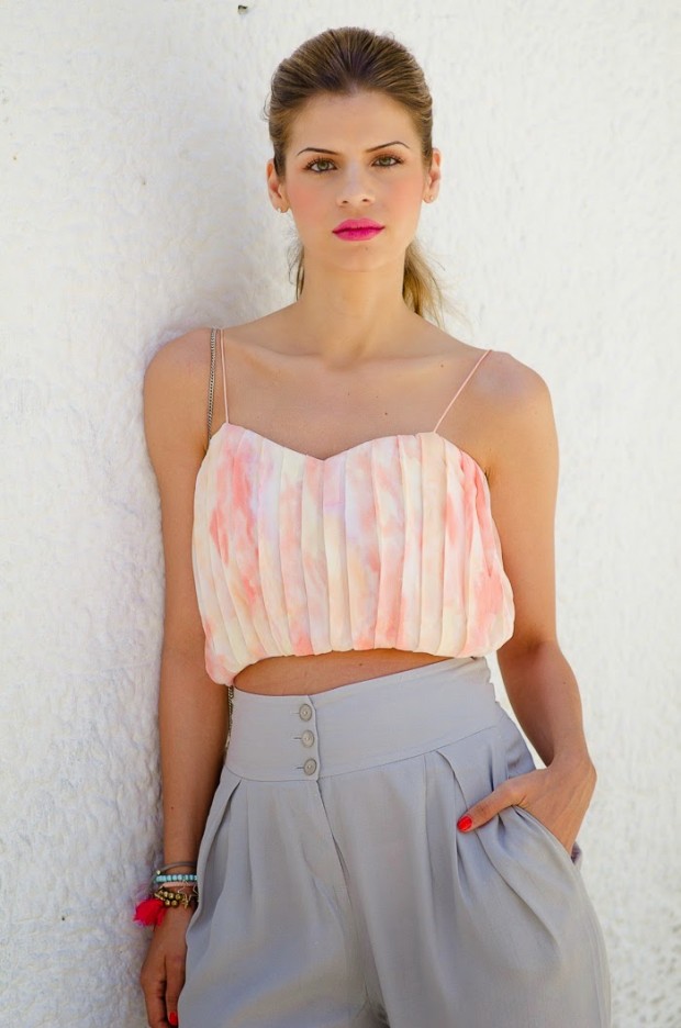 23 Stylish Examples How To Wear Crop Top - Style Motivation