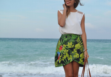 22 Right Ways To Wear A Full Print - summer outfot, stripes outfit, Polka Dots Combinations, pants, Leopard outfit, full print, floral pants