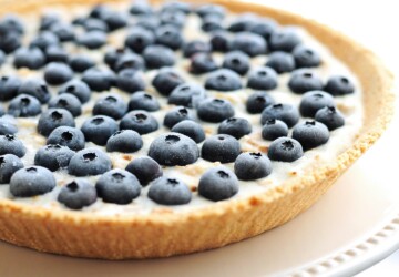 18 Delicious Frozen Pie Recipes to Try This Summer - summer treats, summer recipes, summer desserts, pie recipes, frozen pie recipes, frozen pie, easy recipes, dessert recipes