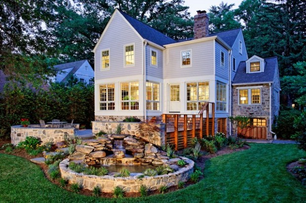 Source: www.kohlmark.com backyard pond (1)