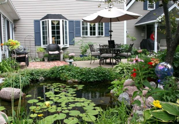 Source: www.aquascapeinc.com backyard pond (2)