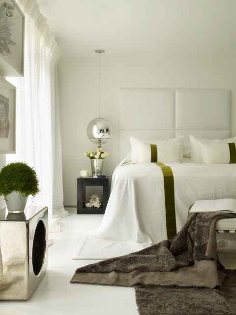Source: www.kellyhoppen.com bedside-table (3)