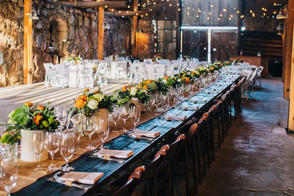Source: heyweddinglady.com 20 Romantic Decor Ideas for Fall Themed Wedding (3)