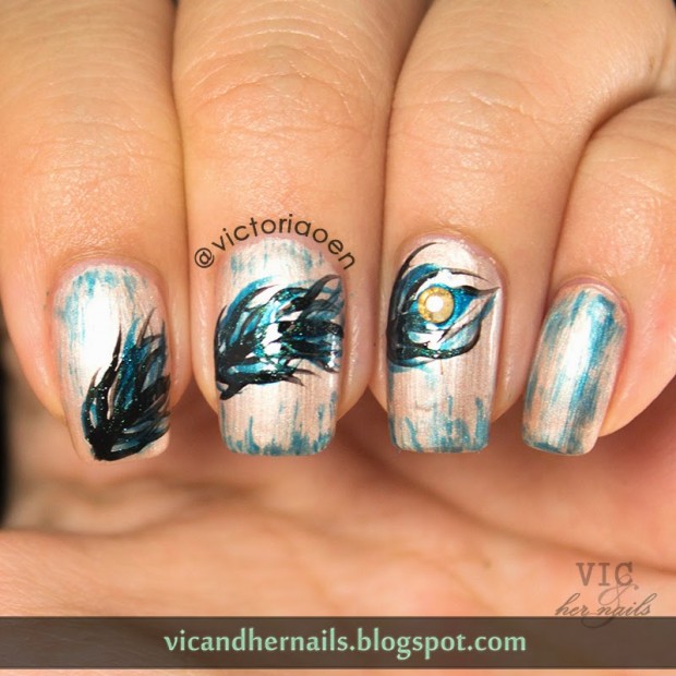 Source: vicandhernails.blogspot.com Feathers (2)