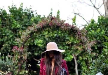 Burgundy Love: 15 Outfit Ideas to Inspire You - fall trend, fall outfit ideas, fall fashion, burgundy outfit ideas, burgundy