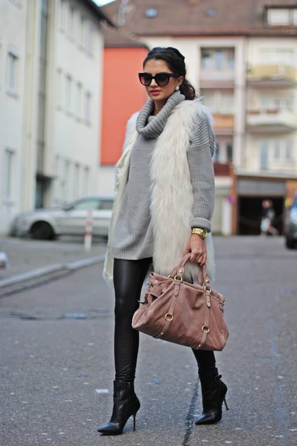 fur vest (1)